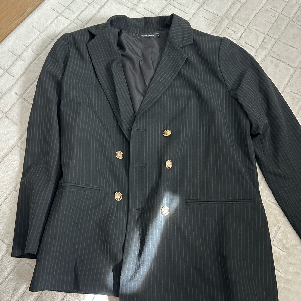 Sophisticated Black Pinstripe Blazer with Gold Accents